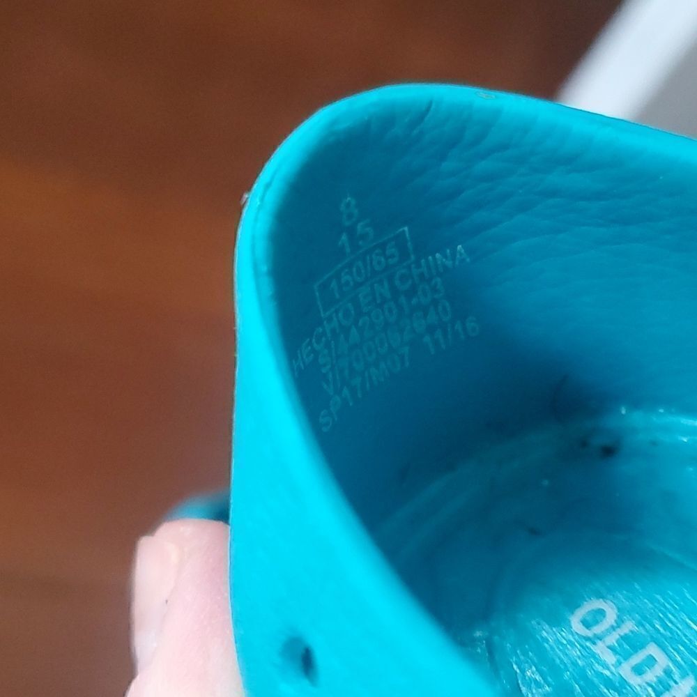Old Navy Shoes   - Picture 5 of 7